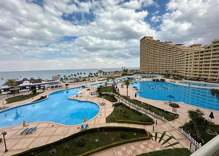 Porto Velaris Sea View Apartment Ain Sukhna